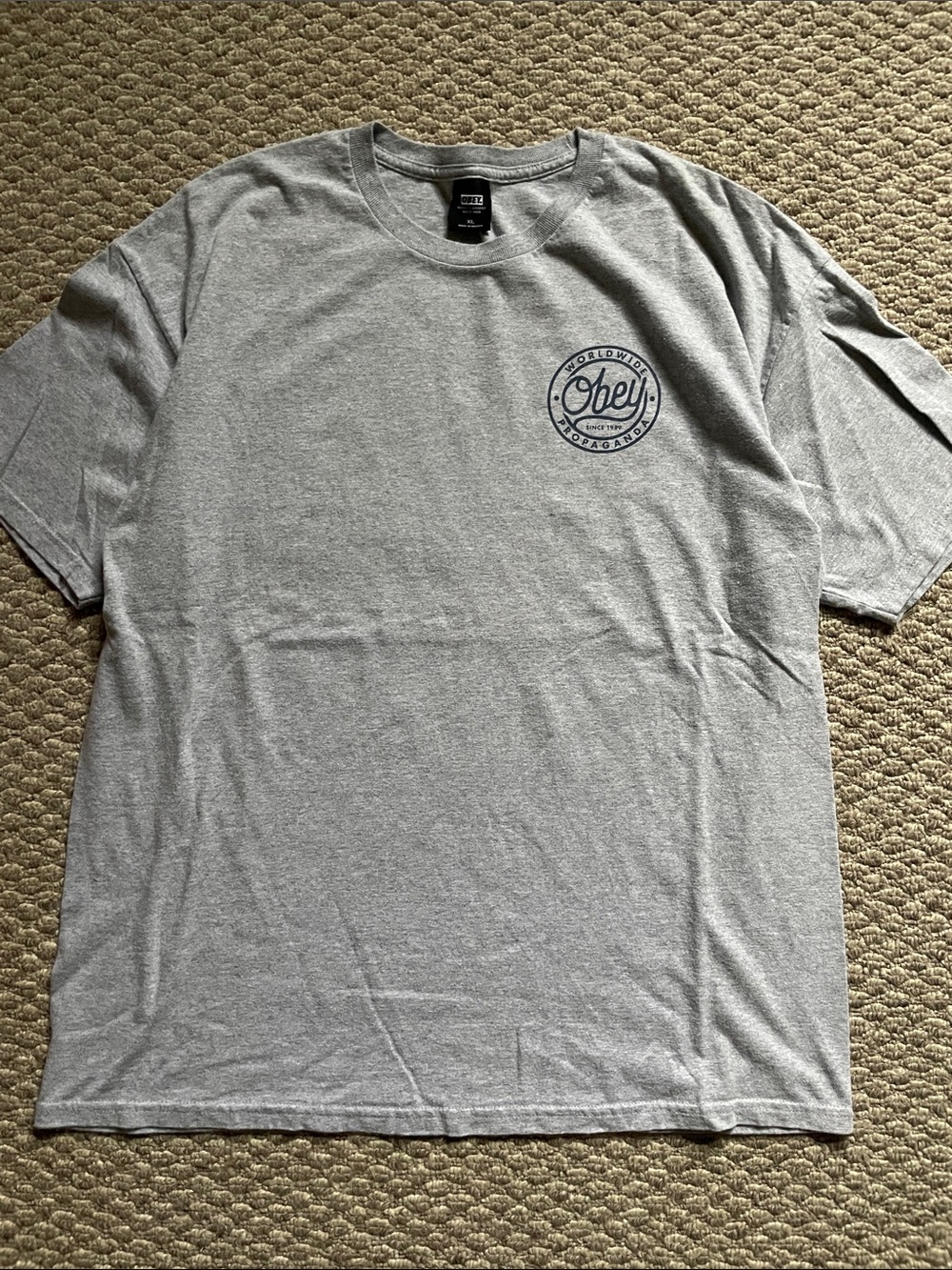 Obey propaganda logo t shirt